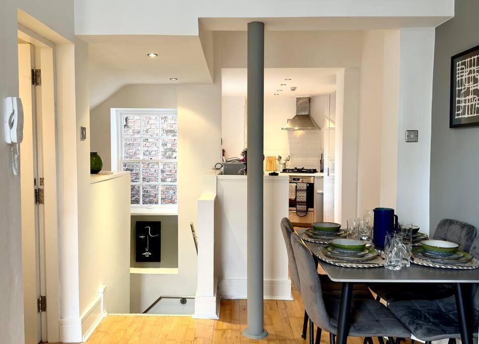 The Quirky Quarter- 2Bedrooms Apartment Liverpool Luaran gambar