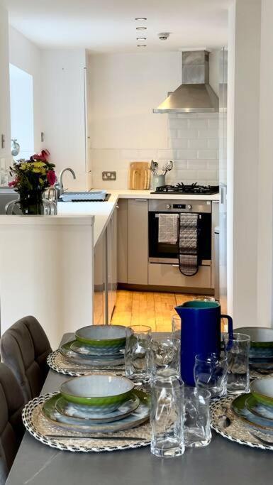 The Quirky Quarter- 2Bedrooms Apartment Liverpool Luaran gambar